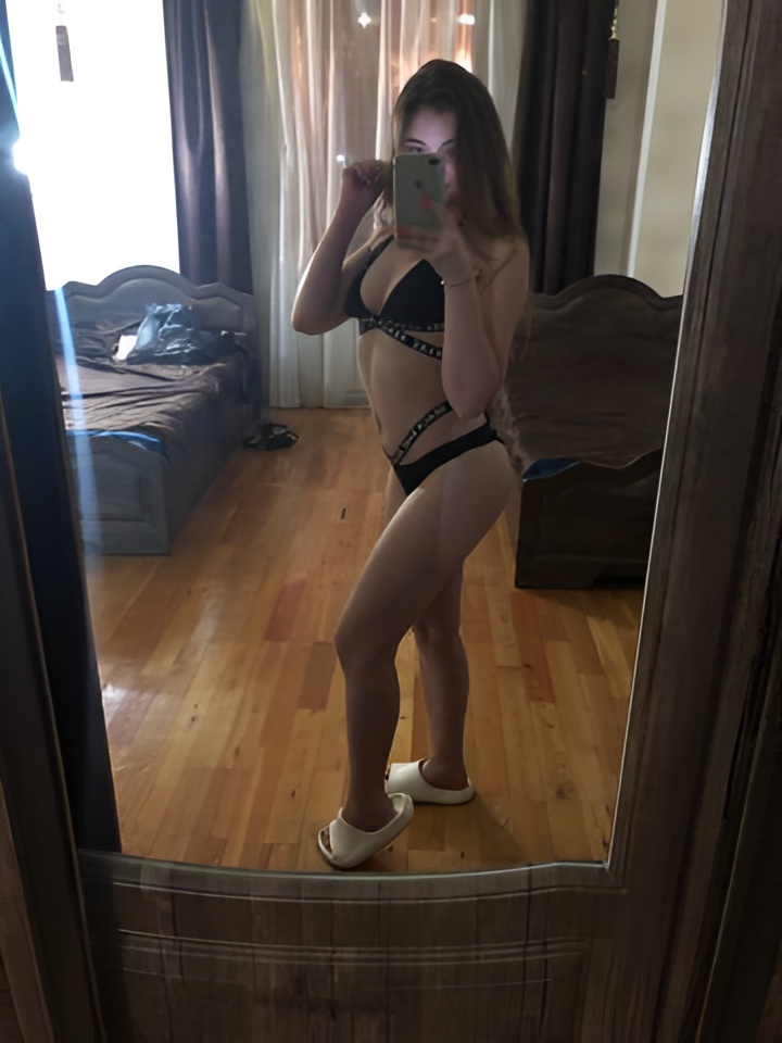 Елизавета привлекательная девушка из Белоярский цена от 3000 руб