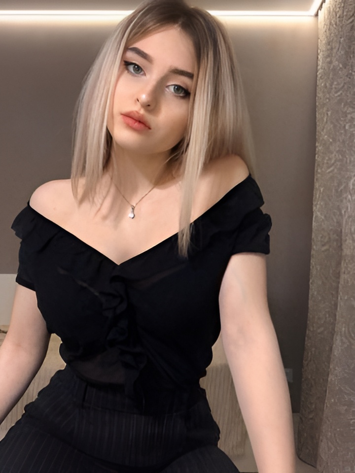 Индивидуалка Лолита, доступна для личного знакомства от 10000 руб