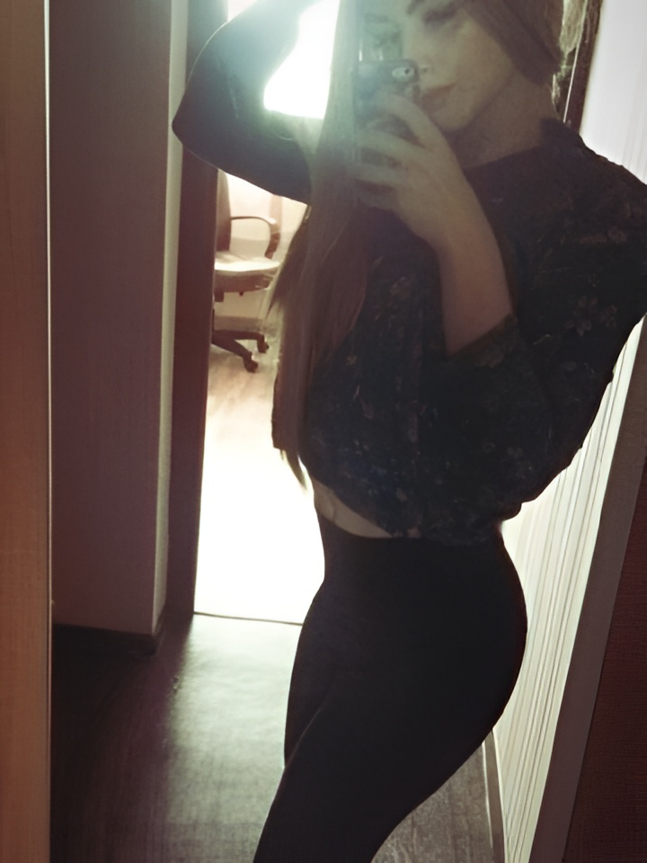 Роксана привлекательная девушка из Белоярский цена от 1500 руб