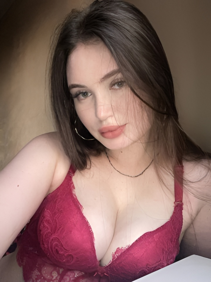 Софа привлекательная девушка из Белоярский цена от 2000 руб