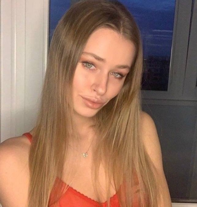 Лада привлекательная девушка из Белоярский цена от 3000 руб