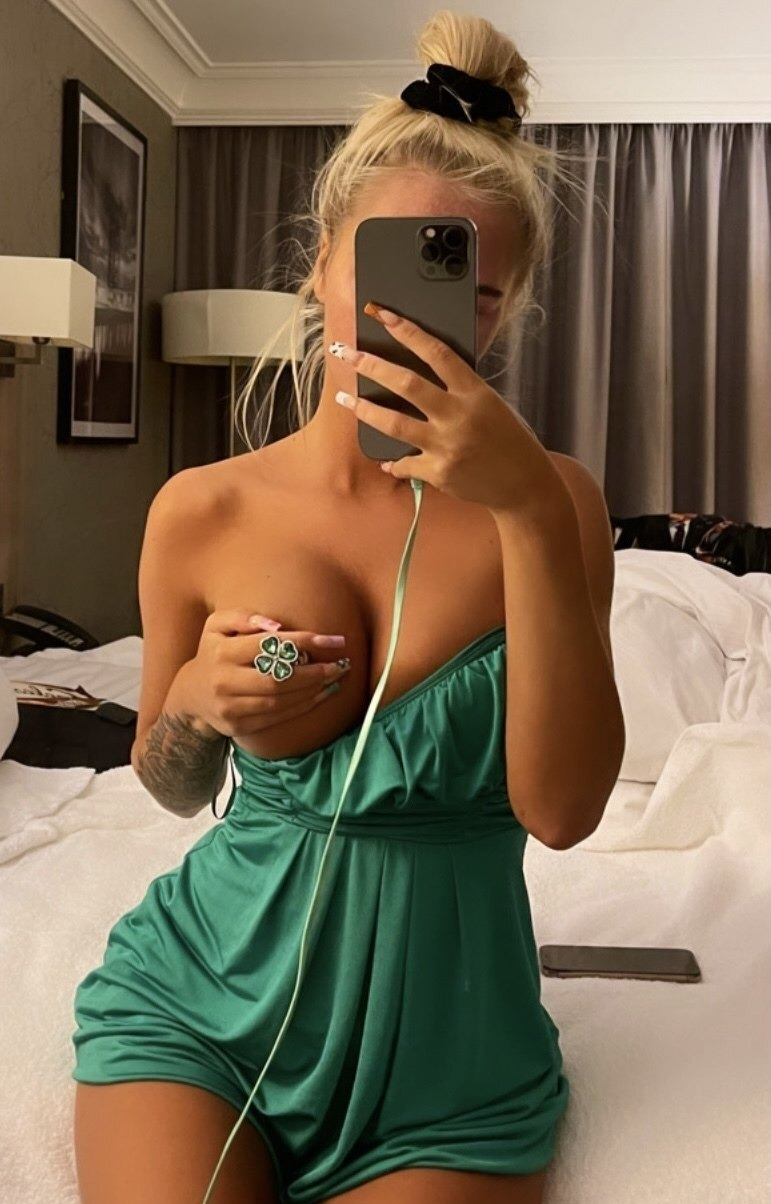 Рита привлекательная девушка из Белоярский цена от 6000 руб