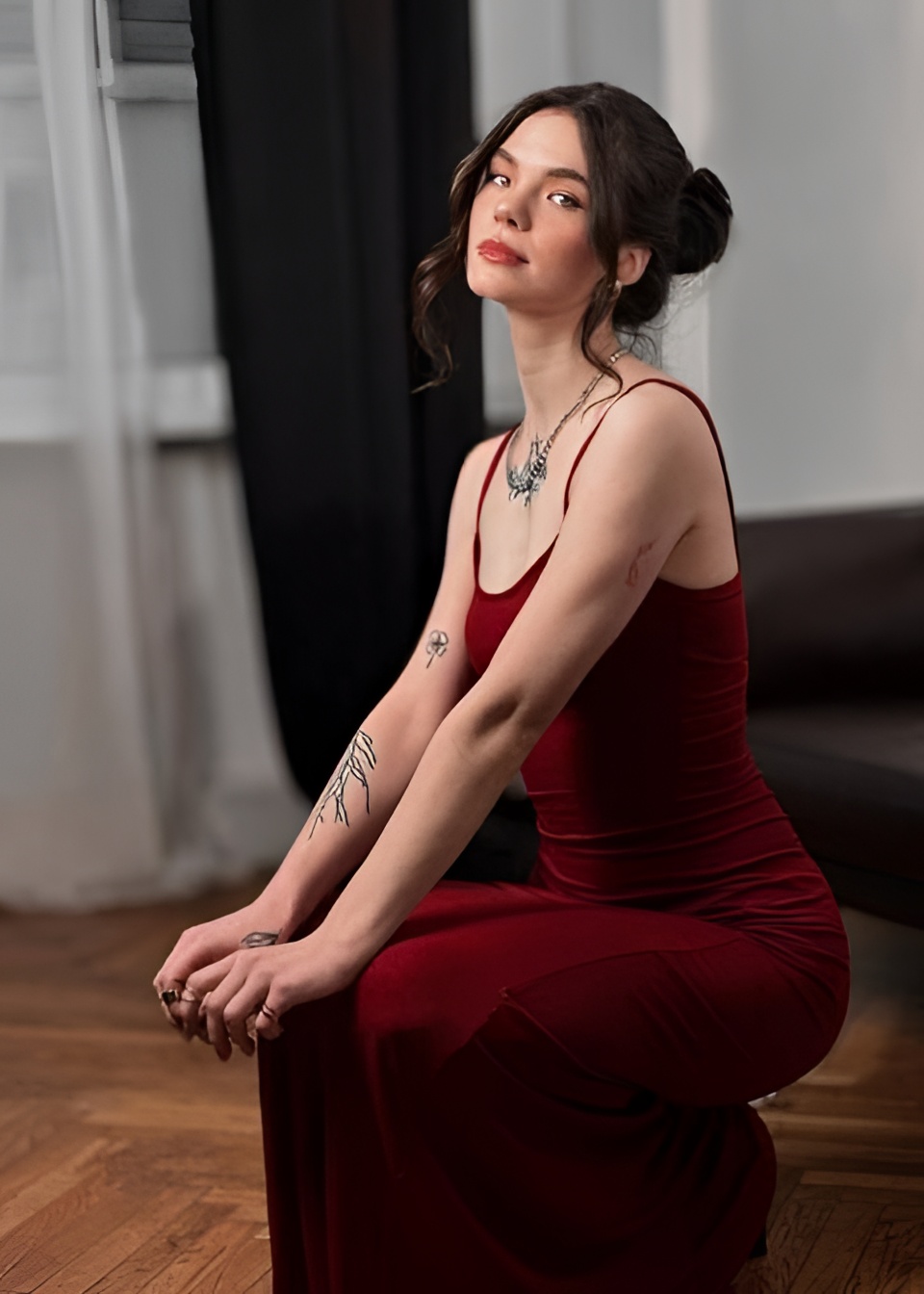 Кристина привлекательная девушка из Белоярский цена от 15000 руб