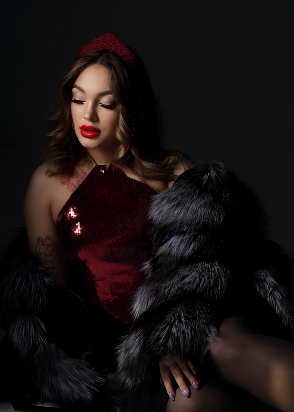 Юля привлекательная девушка из Белоярский цена от 6000 руб